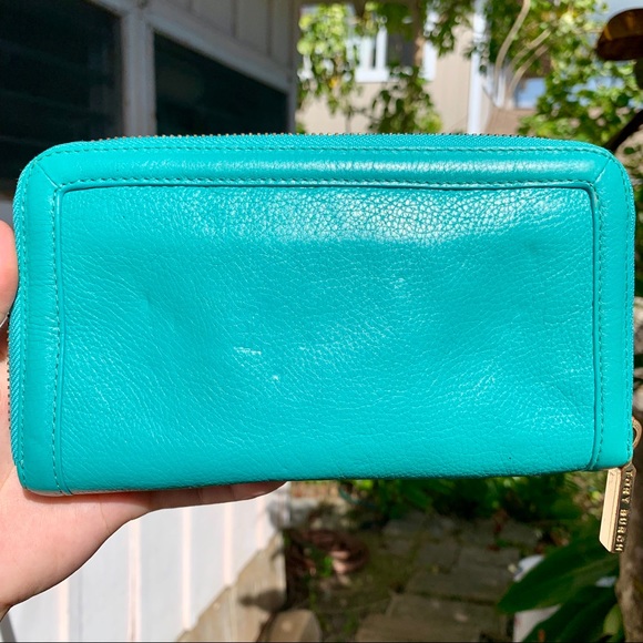 ☑️SOLD☑️TORY BURCH Amanda Zip Continental Wallet - Picture 6 of 8